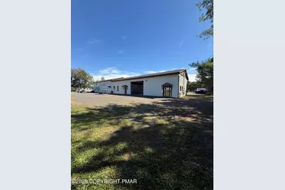  1546 U.S. 209 #4, Brodheadsville, PA 18322 - Photo 5