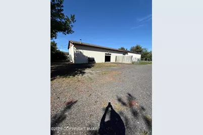  1546 U.S. 209 #4, Brodheadsville, PA 18322 - Photo 15