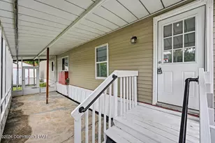 338 Upper Pmhe Dr, East Stroudsburg, PA 18302 - Photo 7