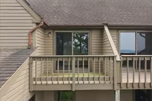 110 Woodmont Cir, Greentown, PA 18426 - Photo 51