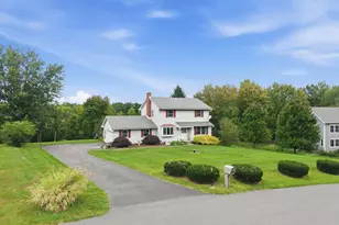 233 Treeline Dr, Pen Argyl, PA 18072 - Photo 1