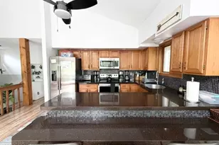 322 Brentwood Dr, Bushkill, PA 18324 - Photo 11