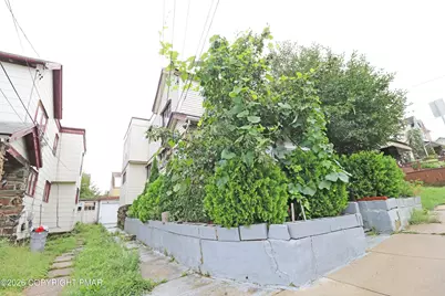  111 Oakley Road, Upper Darby, PA 19082 - Photo 101