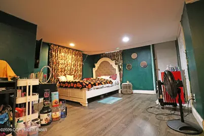  111 Oakley Road, Upper Darby, PA 19082 - Photo 9
