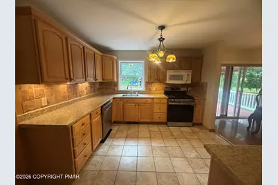  255 E Broad Street, East Stroudsburg, PA 18301 - Photo 13