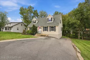 274 Mary St, East Stroudsburg, PA 18301 - Photo 3