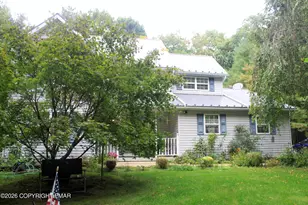 296 Harvest Hill Dr, Effort, PA 18330 - Photo 3