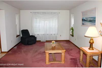  296 Harvest Hill Drive, Effort, PA 18330 - Photo 3