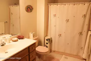 296 Harvest Hill Dr, Effort, PA 18330 - Photo 11