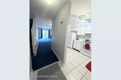  110 Parish Park #15, East Stroudsburg, PA 18301 - Photo 3