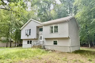 116 Noble Ln, East Stroudsburg, PA 18301 - Photo 1