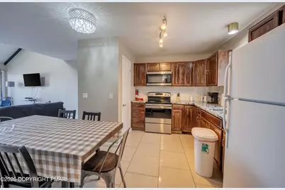 21 Middle Village Way, Tannersville, PA 18372 - Photo 3