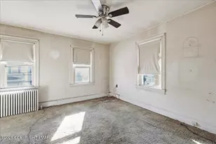 334 Washington St, Freeland, PA 18224 - Photo 17