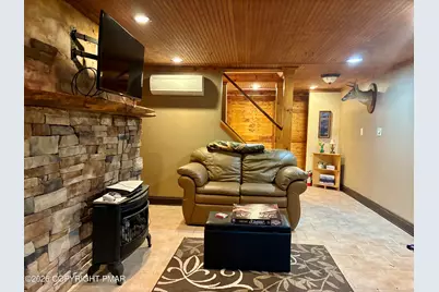  181 Marthas Lane, Pocono Lake, PA 18347 - Photo 17