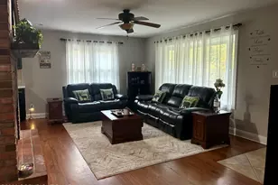 181 Marthas Ln, Pocono Lake, PA 18347 - Photo 3