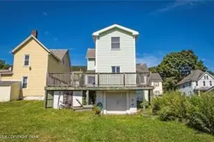 710 William St, Pen Argyl, PA 18072 - Photo 5