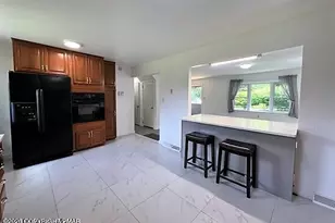 203 Center Rd, Stroudsburg, PA 18360 - Photo 13