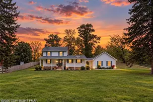 1639 Delabole Rd, Pen Argyl, PA 18072 - Photo 1