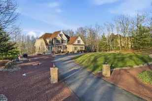 389 Joanne Ct, Bartonsville, PA 18321 - Photo 45