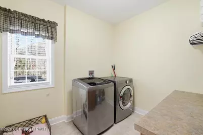  389 Joanne Court, Bartonsville, PA 18321 - Photo 75