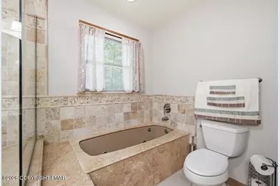  425 Underhill Drive, Tamiment, PA 18371 - Photo 31