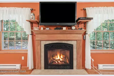  425 Underhill Drive, Tamiment, PA 18371 - Photo 39