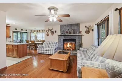  425 Underhill Drive, Tamiment, PA 18371 - Photo 5