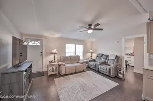 1215 Blue Mountain Cir, Saylorsburg, PA 18353 - Photo 5