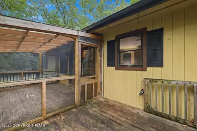 184 Swallow Circle, Bushkill, PA 18324 - Photo 33