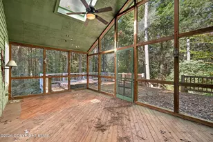 372 Brookside Dr, Pocono Pines, PA 18350 - Photo 29