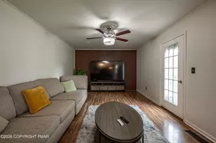 221 Jubilee Dr, Easton, PA 18040 - Photo 5