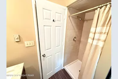  300 Brentwood Drive, Bushkill, PA 18324 - Photo 25