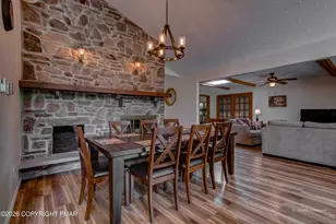 203 Thornberry Ln, Blakeslee, PA 18610 - Photo 11