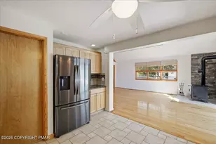 28 Heath Ln, Mount Pocono, PA 18344 - Photo 41