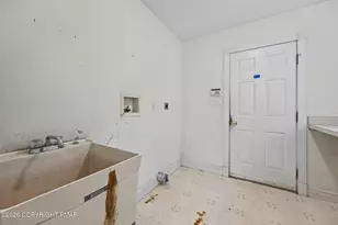 371 Joanne Ct, Bartonsville, PA 18321 - Photo 41