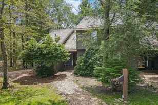 214 Snow Ridge Cir, Lake Harmony, PA 18624 - Photo 5
