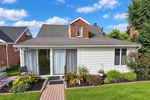 251 N 11th St, Lehighton, PA 18235 - Photo 3