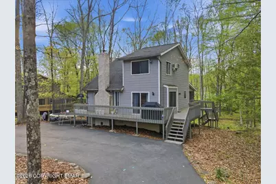  126 Dunchurch Drive, Bushkill, PA 18324 - Photo 3