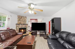 222 Martha Ln, Blakeslee, PA 18610 - Photo 9