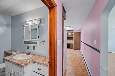  2367 Route 209, Sciota, PA 18354 - Photo 21