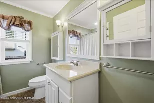 105 Periwinkle Ln, Stroudsburg, PA 18360 - Photo 17