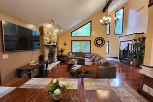 3233 Windermere Dr, Bushkill, PA 18324 - Photo 5