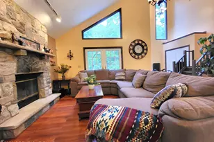3233 Windermere Dr, Bushkill, PA 18324 - Photo 9