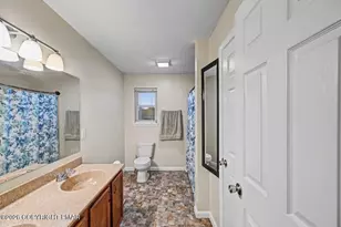 205 Courtney Dr, East Stroudsburg, PA 18302 - Photo 39