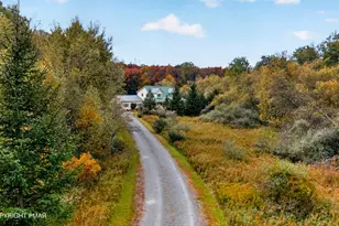 163B Hilltop Rd, Newfoundland, PA 18445 - Photo 5