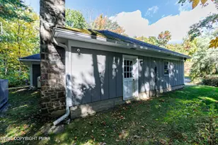 163 Goose Pond Rd, Greentown, PA 18357 - Photo 23