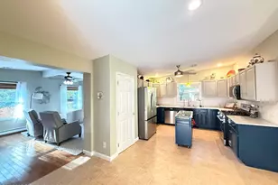401 Underhill Dr, Tamiment, PA 18371 - Photo 25