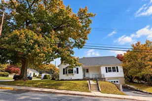 214 Arch St, Pen Argyl, PA 18072 - Photo 3