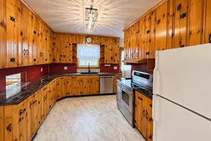 214 Arch St, Pen Argyl, PA 18072 - Photo 9