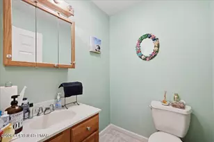 2137 Freedom Way, Pocono Summit, PA 18346 - Photo 33